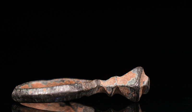 Forntida ring i brons 100-1400 AD #29