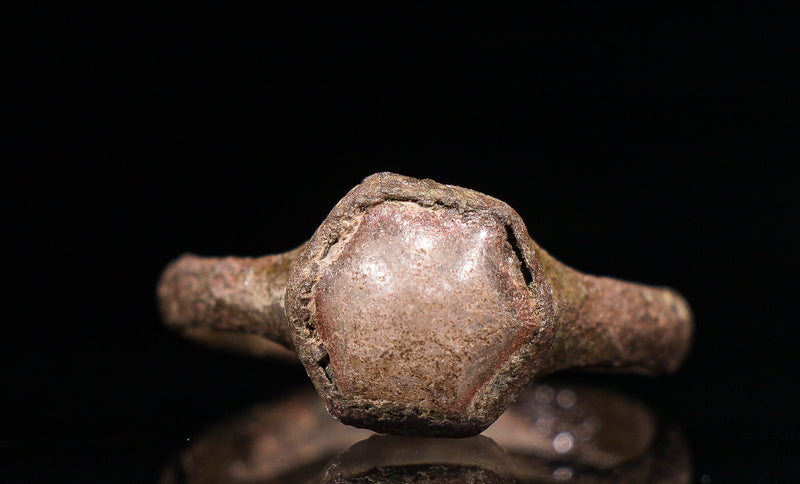 Forntida ring i brons 100-1400 AD #22