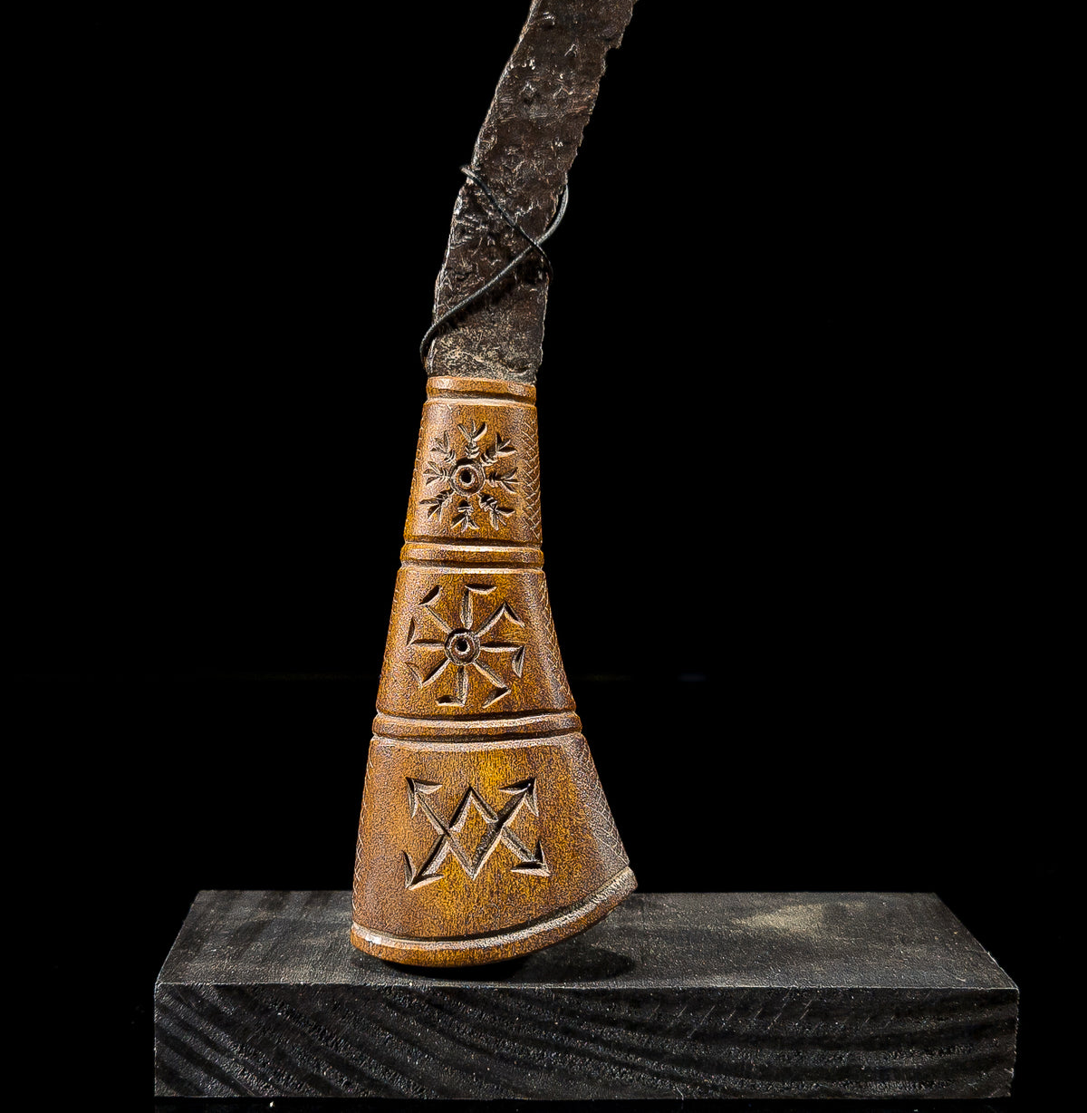 Vikingarna - Kniv i järn 900-1100 AD