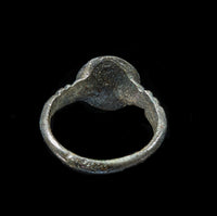 Romarna - Ring med skepp som motiv 100-300 AD