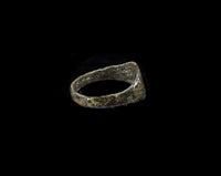 Forntida ring i brons 100-1400 AD #15