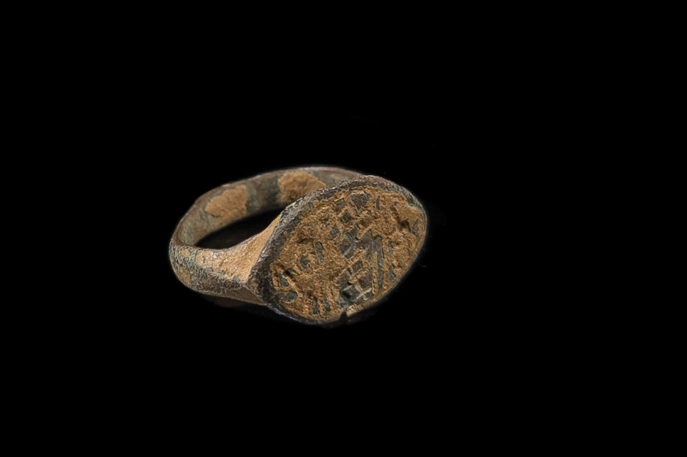 Forntida ring i brons 100-1400 AD #7